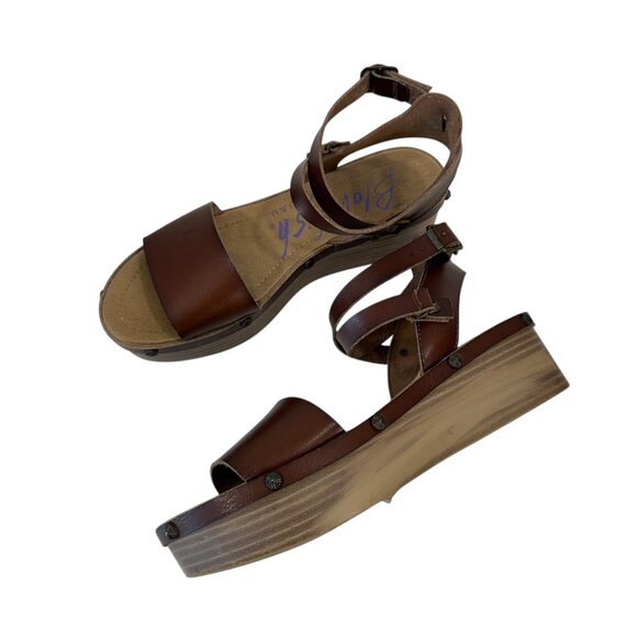 Blowfish Women 8.5 Brown Faux Leather Platform Sandal Adjustable Strap Studded - Picture 9 of 16